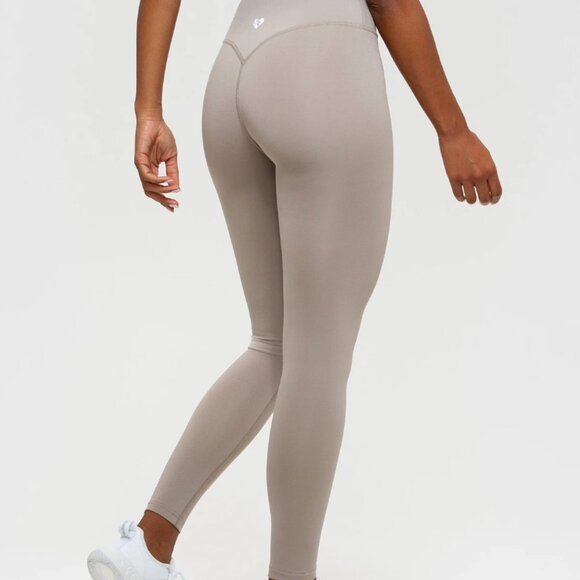 Womens Best Essential Leggings Buff - XS - Picture 1 of 3